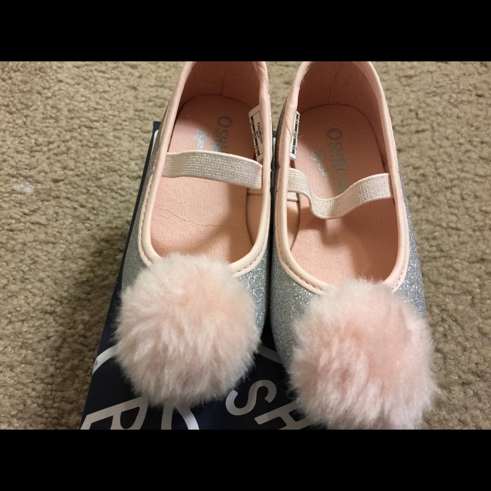 Oshkosh girl’s shoes